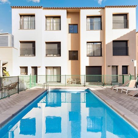 Castell Beach Aparthotel Castelldefels Exterior photo